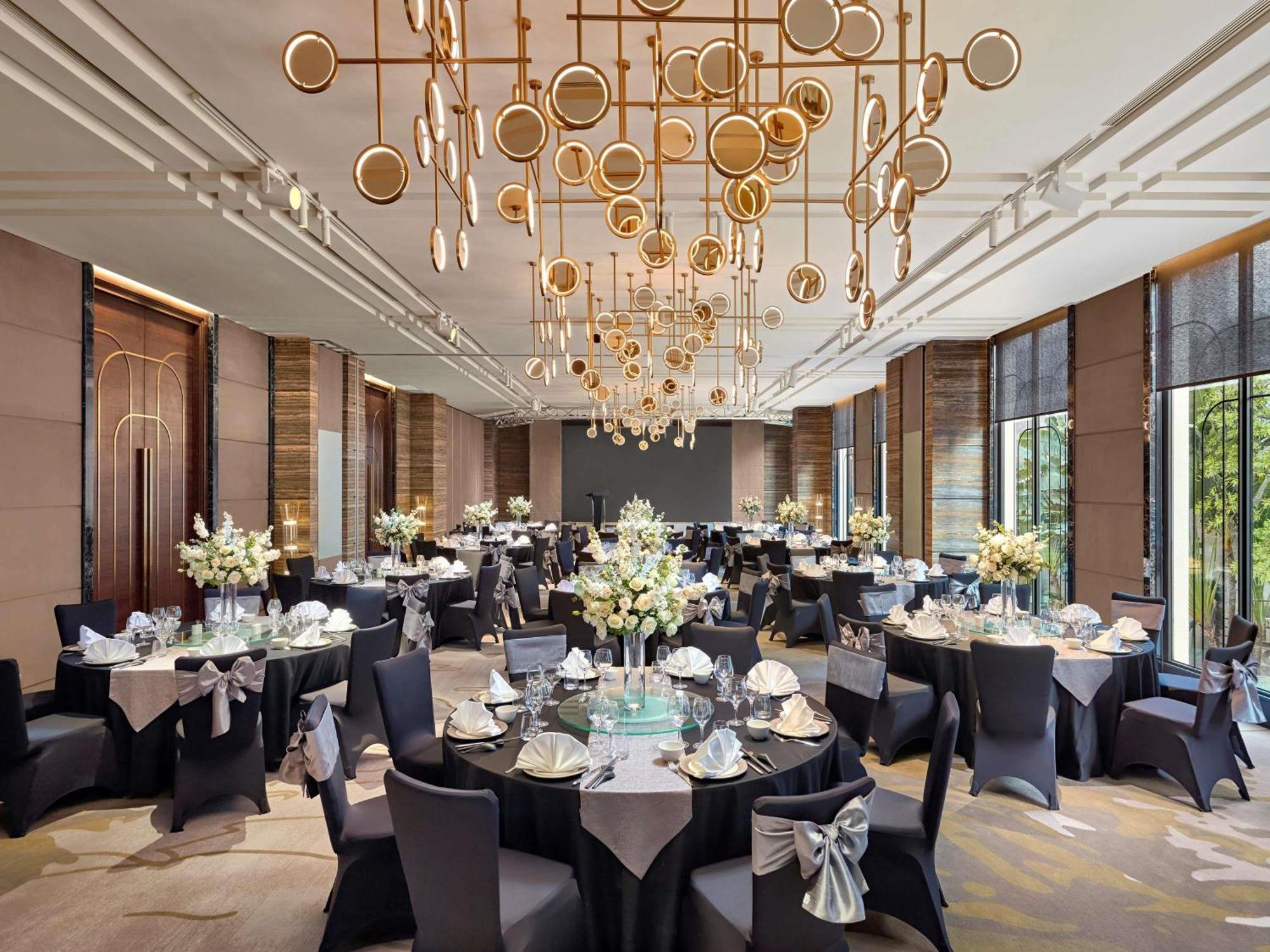 Moevenpick Hotel Hanoi Centre Exterior foto