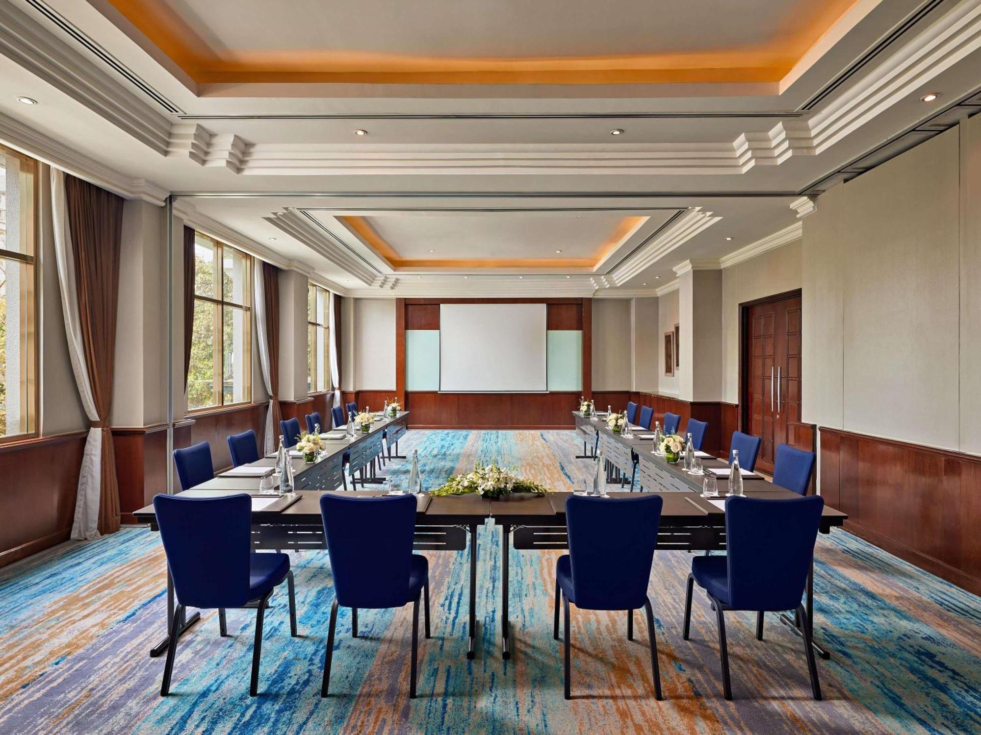 Moevenpick Hotel Hanoi Centre Exterior foto