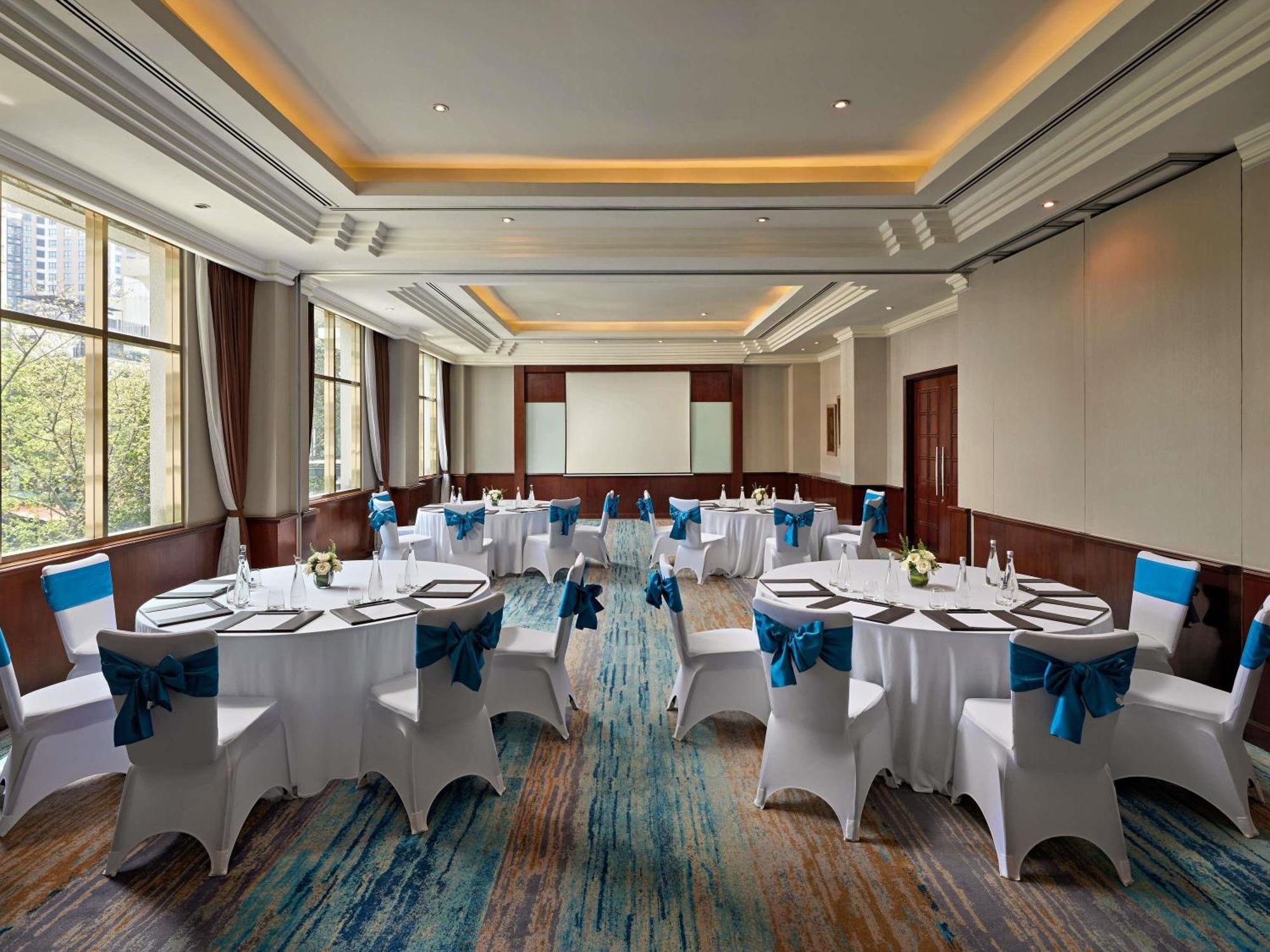 Moevenpick Hotel Hanoi Centre Exterior foto